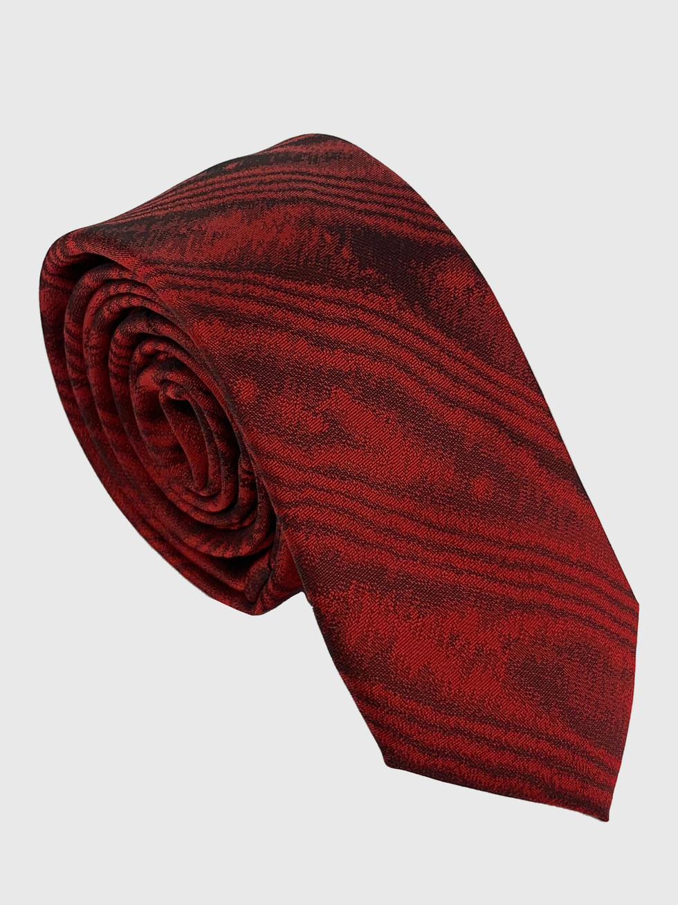 RED WITH PATTERN NECKTIE